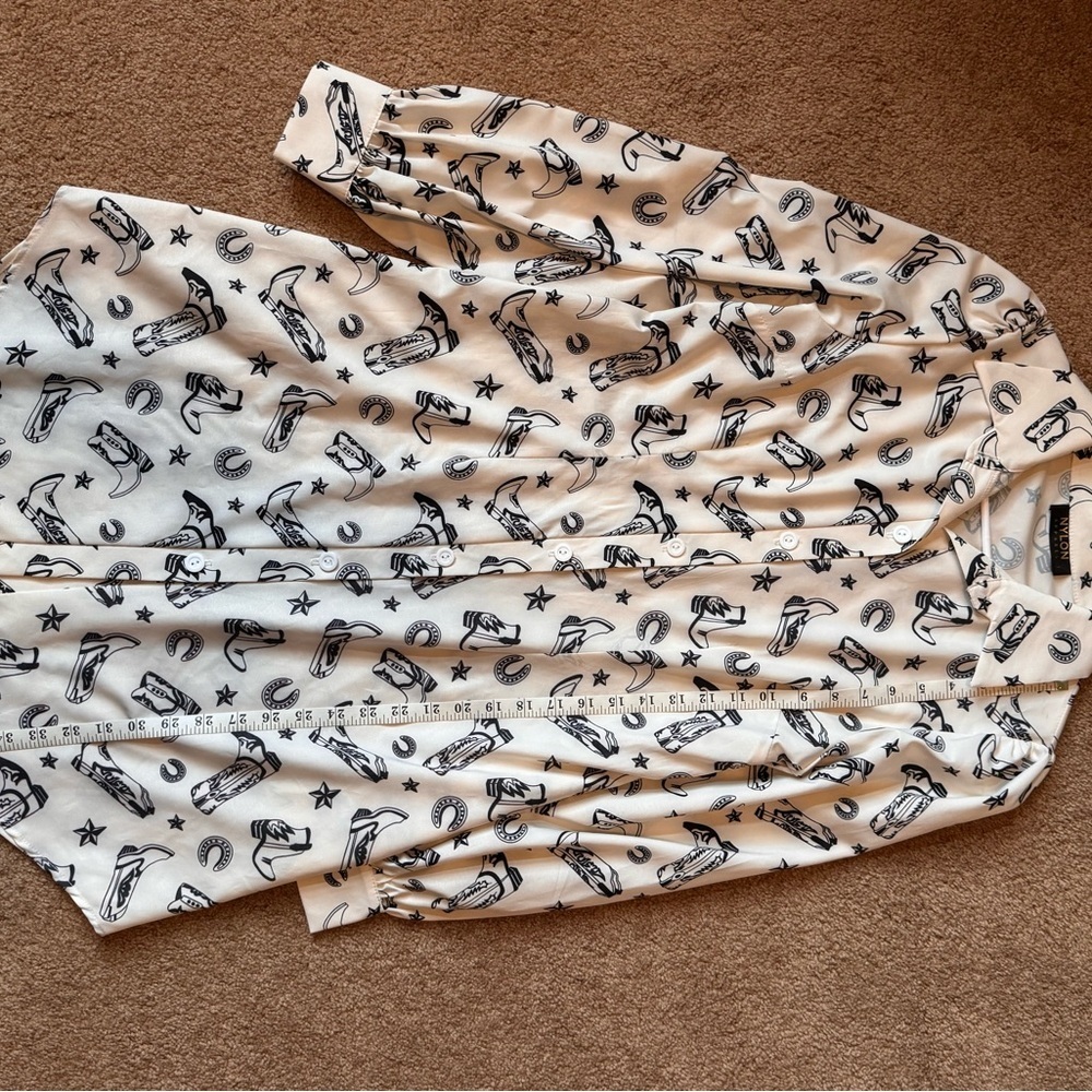 Stylish Black and White Western Patterned Women's Dress - Picture 5 of 5